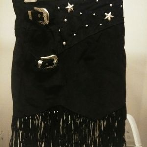 Leather suede black skirt with fringes
